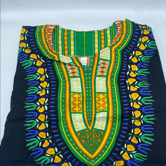 ✨New Unisex DASHIKI✨Shirt in traditional African print. SIZE: OS - Picture 3 of 8